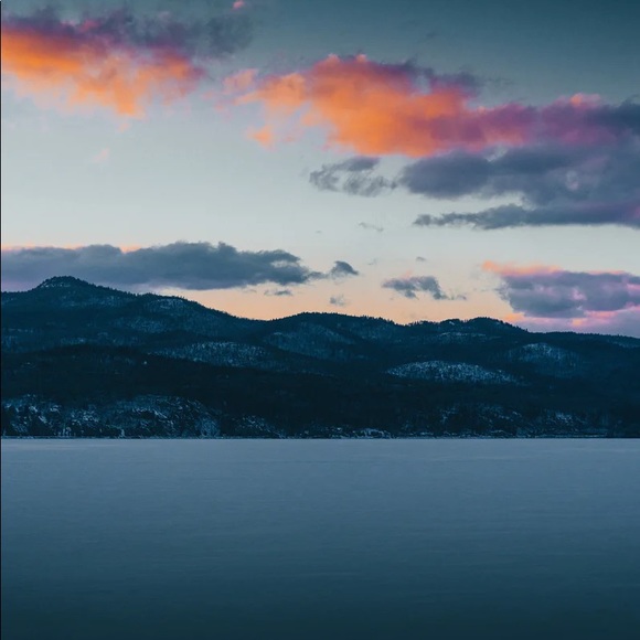 Meet your Posher, Laura - Picture 1 of 1